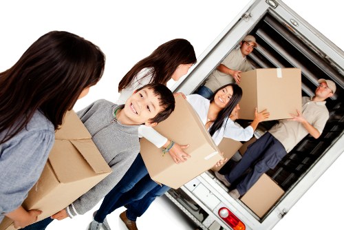 Moving home support in Shepherds Bush for local flats and houses