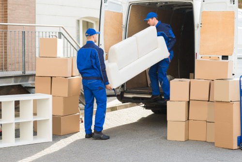 Transparent pricing details for a Shepherds Bush moving service