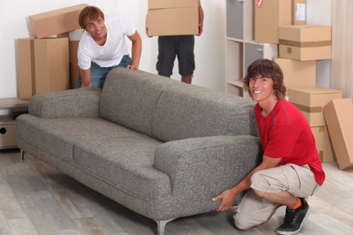 Packing and unpacking service for homes and businesses in Shepherds Bush